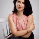 Portrait photograph of Yana Gololob